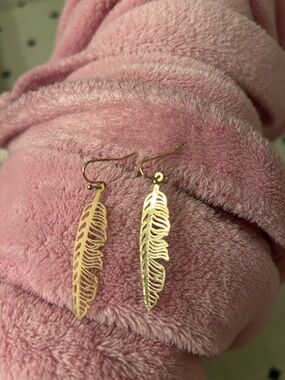 Leaf feather gold Lightweight dainty minimal earrings drop dangle